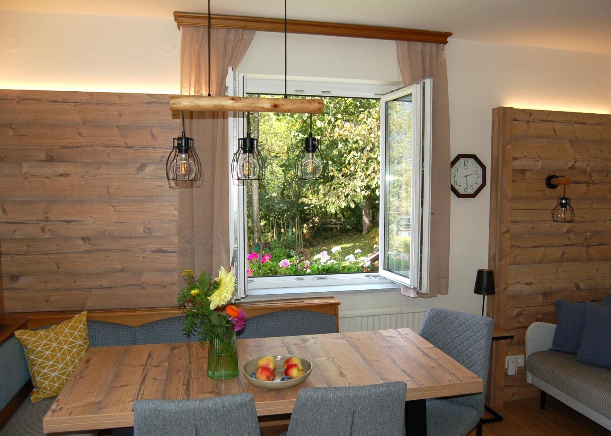 אבטנאו Ferienhaus Lechner Fuer Max 10 Personen - Wald Und Naturgarten מראה חיצוני תמונה